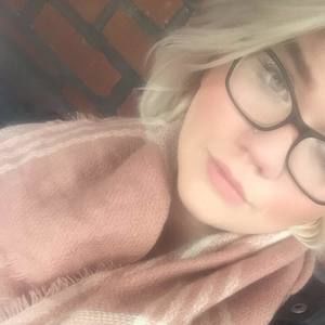 Meet your Posher, Cayla